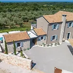 Casa Cupra Nyaraló
