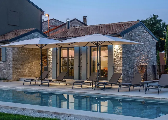 Casa Cupra