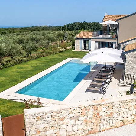 Holiday home Casa Cupra *