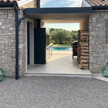 Casa Cupra *